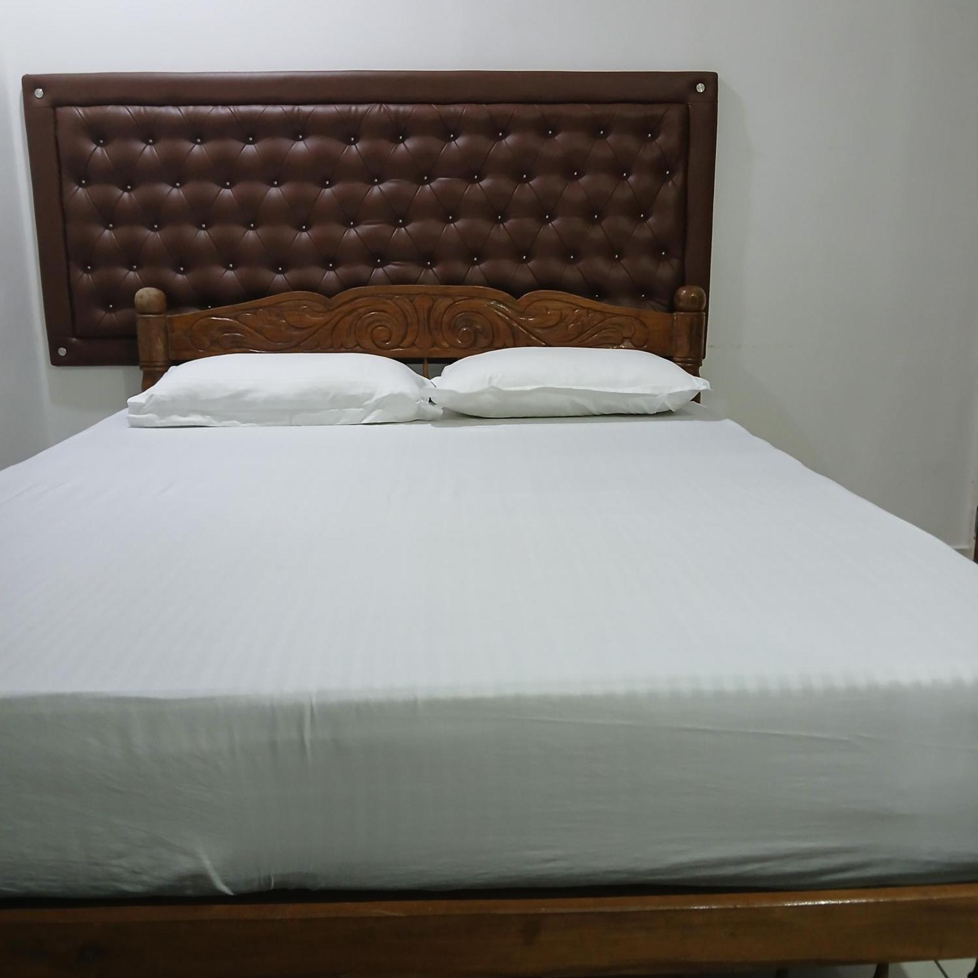Annies Inn Homestay Коччи Экстерьер фото